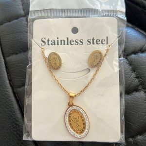 chain with stainless steel earrings